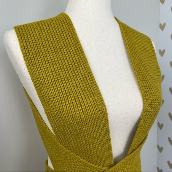 Anthropologie Maeve Multi Way Cross-Tie Wrap Vest Knit Top - Picture 6 of 9